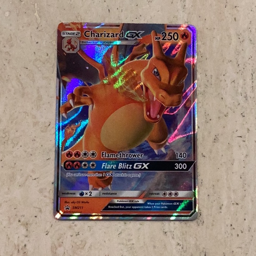 Pokemon Charizard GX 2019 Pokemon Holo Promo Card SM211 Hidden Fates - Picture 3 of 4